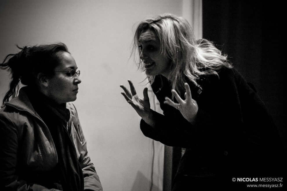 Mais t&rsquo;as ruiné ma caisse connasse !!