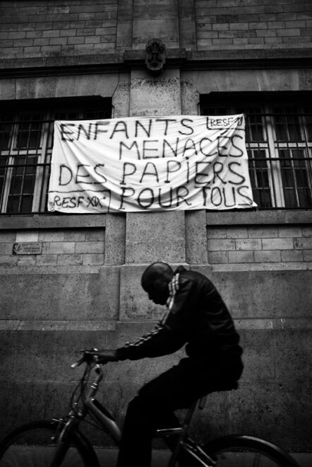 Enfants menacés, des papiers pour tous