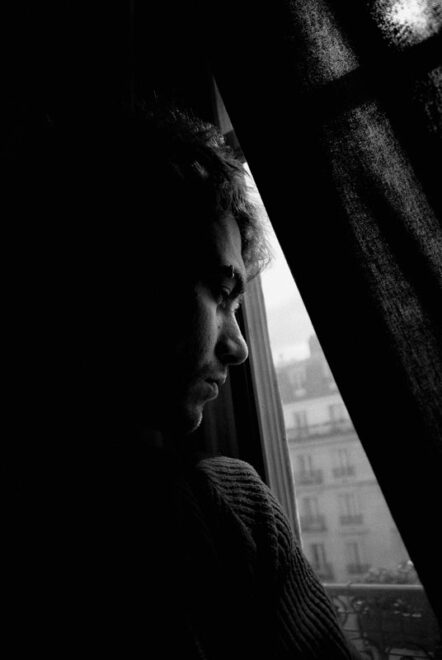 Sombre