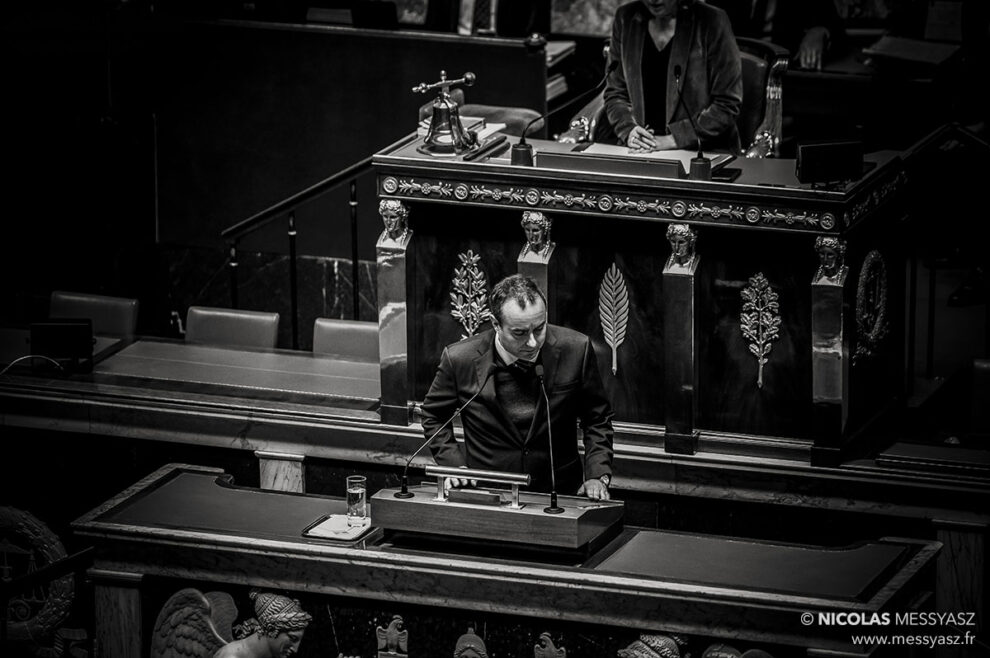 Au Commencement du Renoncement