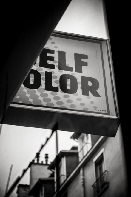 et ce ciel qui ne tombe pas réellement…