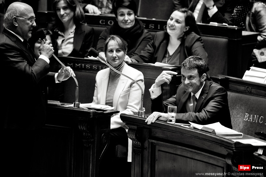 Espieglerie Nationale (vanne foireuse dans un espace feutré)