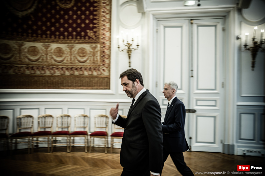 Des hommes d'Intérieur